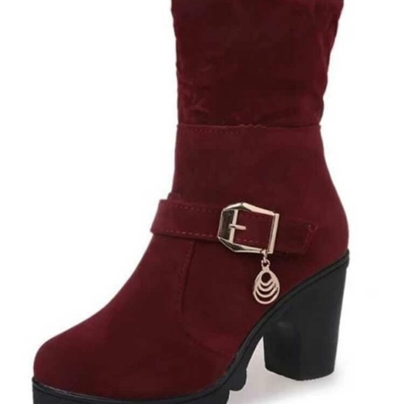 [SOLD] Gorgeous Red Suede Heel Boots - Picture 2 of 5